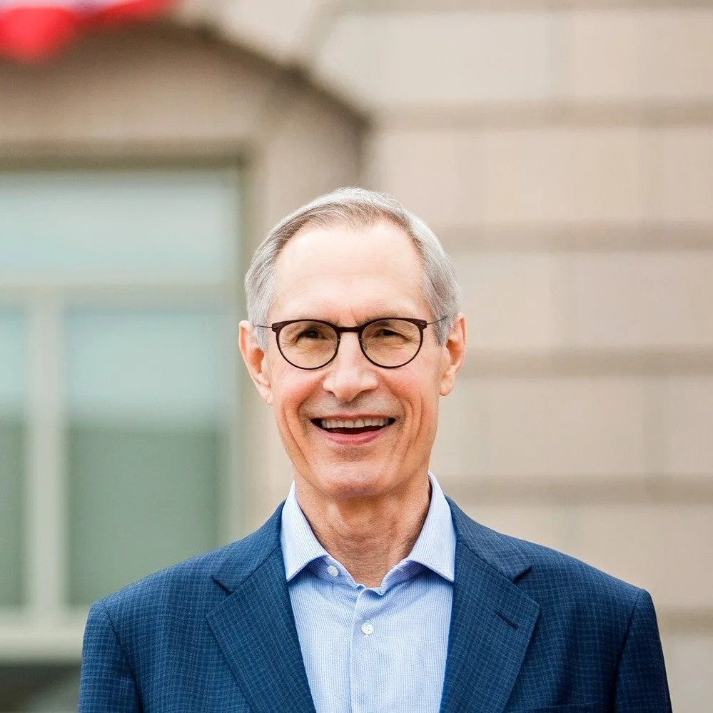 Mayor+photo+by+Kelli+Wholey+Lumina+Portraits